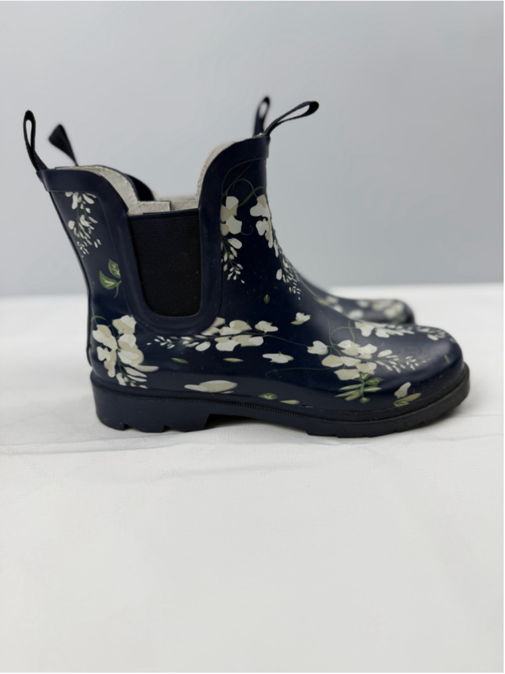 Lauren Taylor Floral Rain Chelsea Boots Navy White Women Size 6.5